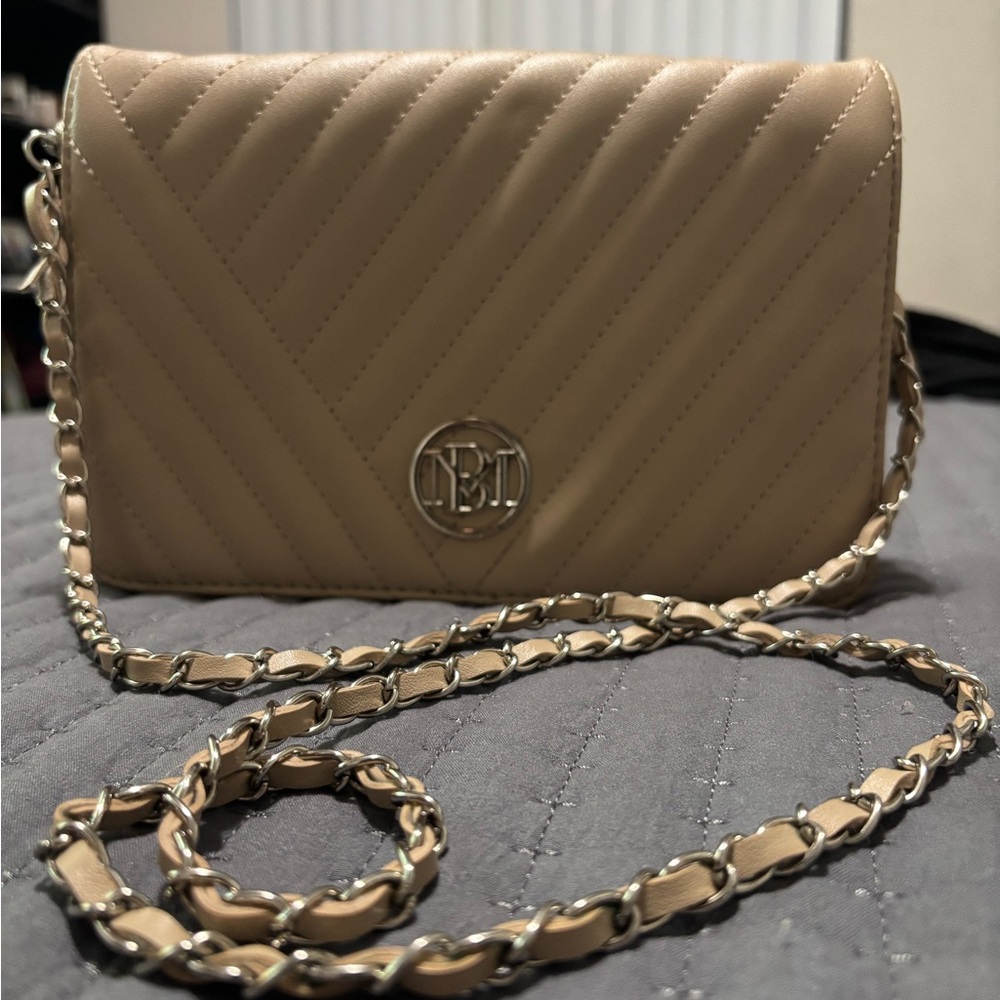 Badgley Mischka Quilted Cream Crossbody Bag